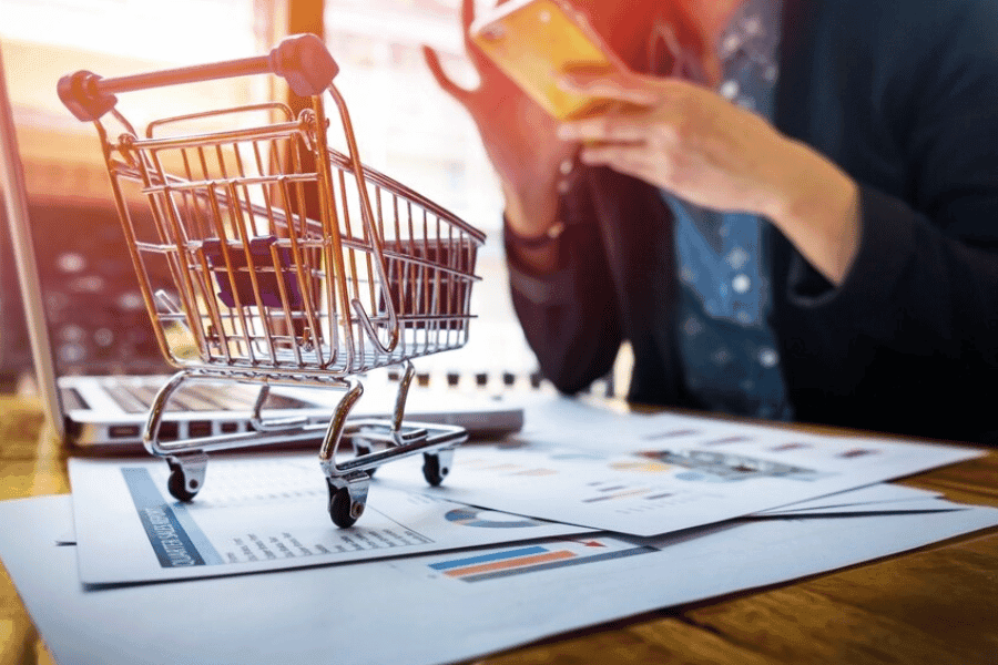 Como funcionam as taxas e comissões nos marketplaces?