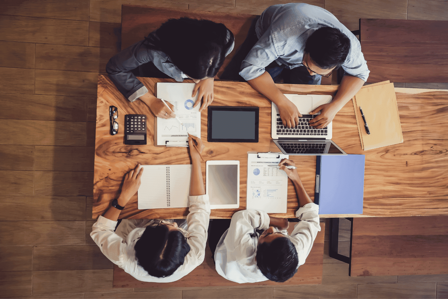 O que cobrar de uma agência de marketing digital destaque